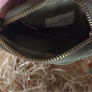 Green Perforated Women's Bag (universal thread)